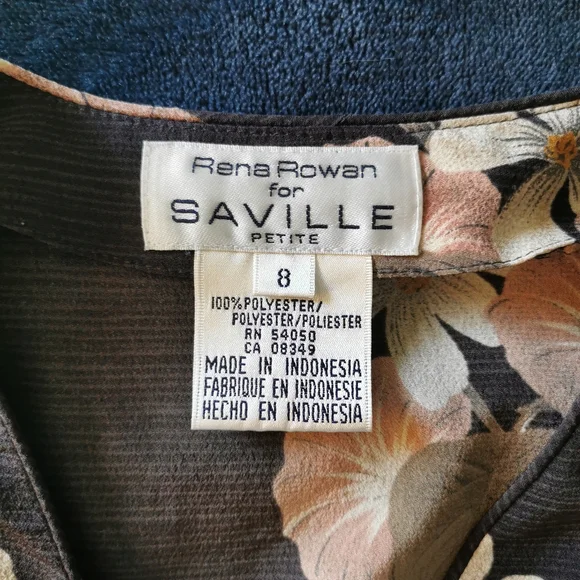 Floral blouse - Picture 5 of 5